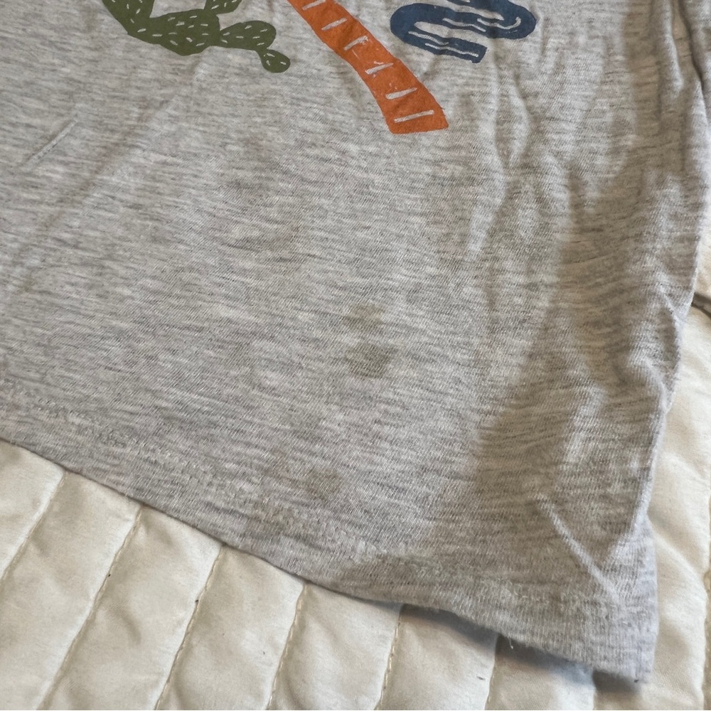 Old Navy Kids' Green and Gray T-Shirts Set - Picture 8 of 8